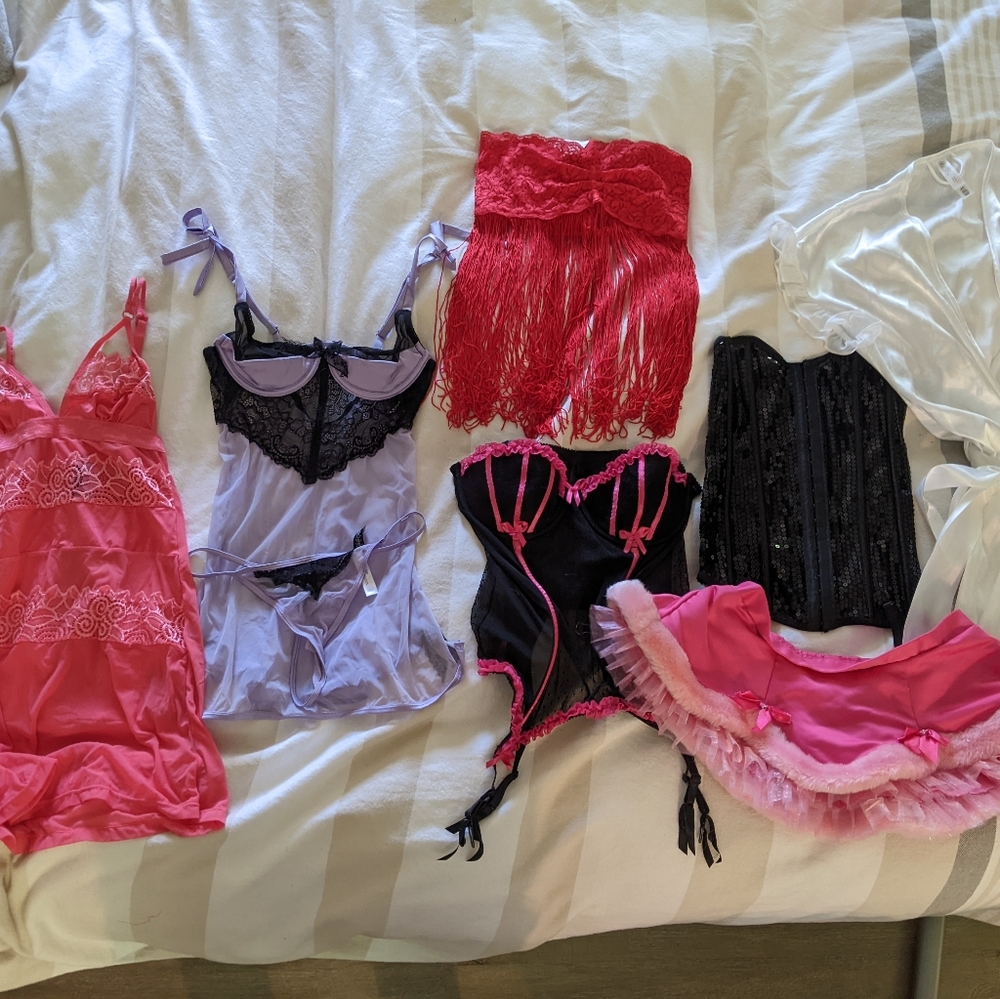 Lingerie lot